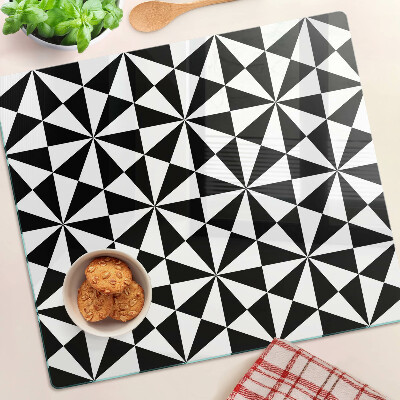 Sklenená doska na krájanie Geometrické trojuholníky v čiernej a bielej farbe