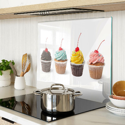 Doska na krájanie Cupcake so šľahačkou a čerešňami
