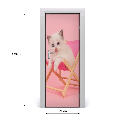 Samolepiace fototapety na dvere Mačka na lehátku