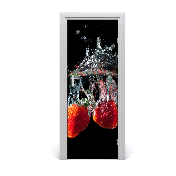 Fototapeta na dvere samolepiace jahody pod vodou