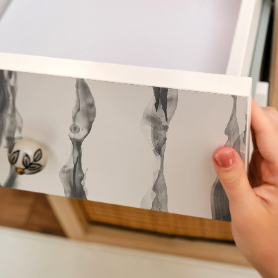 Lepiaca tapeta na nábytok s moderným líniovým vzorom