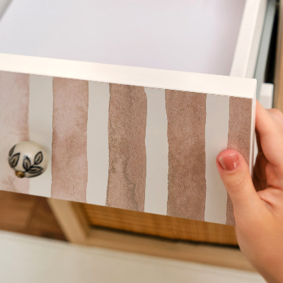 Tapeta na nábytok v béžovej farbe s pruhovaným vzorom