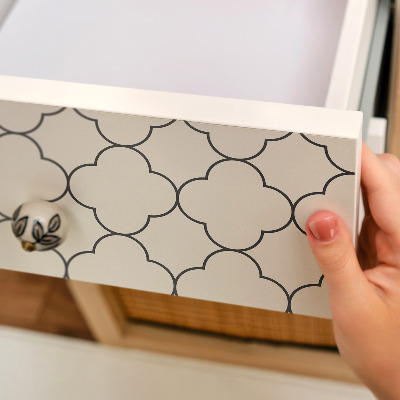 Lepiaca tapeta na nábytok s geometrickým vzorom