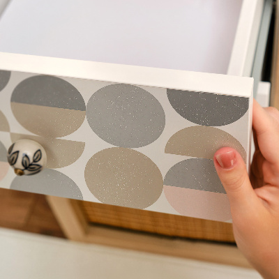 Lepiaca tapeta na nábytok s geometrickým pastelovým vzorom