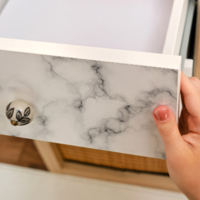 Samolepiaca fólia na nábytok s mramorovým vzorom