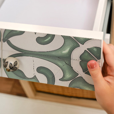 Tapeta na nábytok so zelenými ozdobami