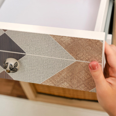 Nalepovacia fólia na nábytok s geometrickým vzorom