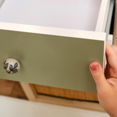 Nalepovacia fólia na nábytok v dizajne zelenej trávy