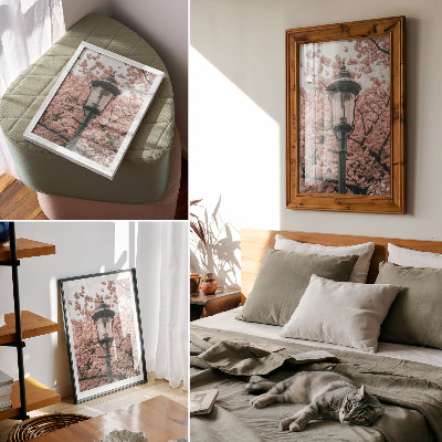 Poster na stenu Ružové stromy, čierny lampáš, nostalgická atmosféra