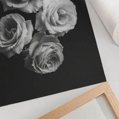 Plagát na stenu čiernobiele ruže v minimalistickom a elegantnom štýle