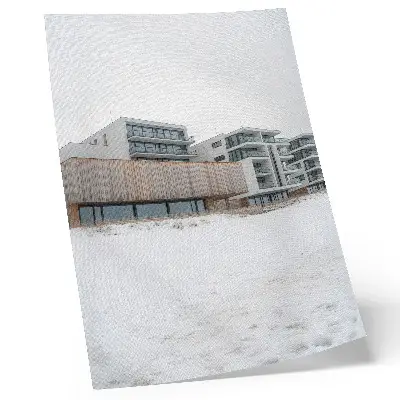 Plagát moderné budovy s minimalistickou architektúrou