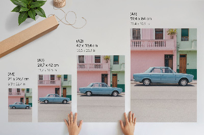 Plagát do obývačky Klasické auto pastelové budovy retro šarm