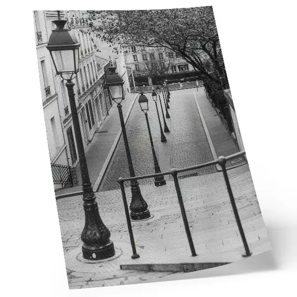 Plagát do obývačky očarujúce lampáše v uličke s krásnou architektúrou
