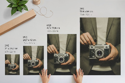 Poster na stenu Retro fotoaparát ruky elegantný retro štýl