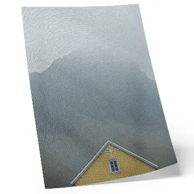 Plagát na stenu žltý dom v hmle v horách s pokojnou atmosférou