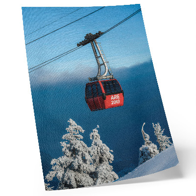 Plagát do obývačky Zimná krajina červená gondola biele stromy