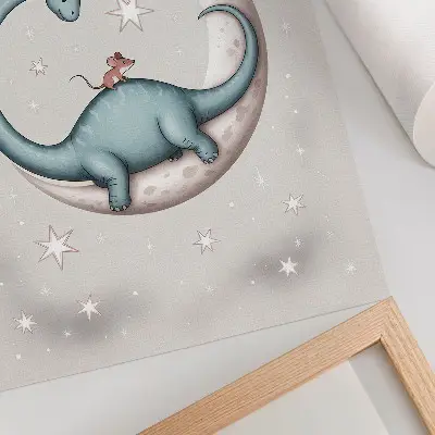 Plagát do obývačky dinosaurus na mesiaci s pastelovými hviezdami v priestore
