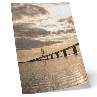 Poster na stenu Most cez vodu vo svetle zapadajúceho slnka
