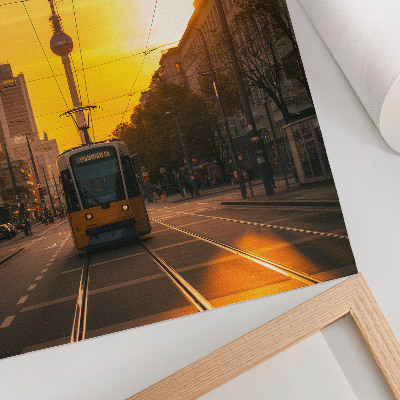 Poster na stenu Večerná energia mesta električka život ulice budovy