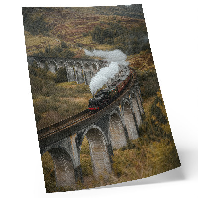 Poster na stenu Vlak na moste medzi zelenými kopcami