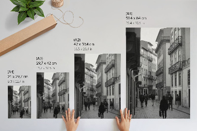 Poster na stenu Ulica čiernobiela architektúra ľudí