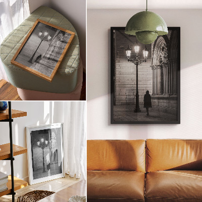 Plagát do obývačky Čiernobiela architektúra s lampášom v noci