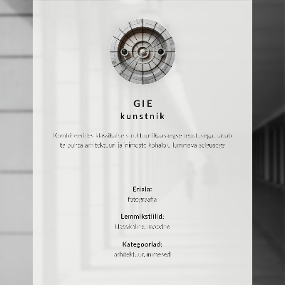 Poster na stenu Elegantný stĺp s anjelom a moderná architektúra