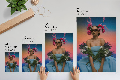 Poster na stenu Žena s kvetmi na pozadí západu slnka