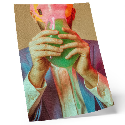 Poster na stenu Farebná maska ​​v rukách surrealistickej postavy