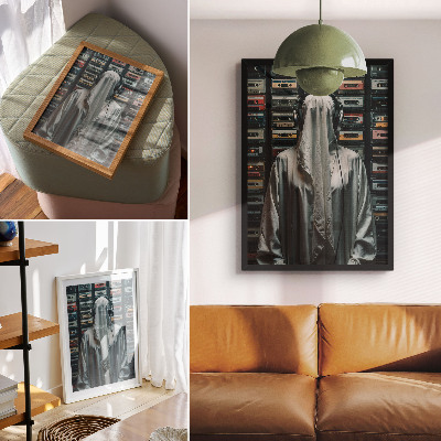 Poster na stenu Postava v bielom pred stenou plnou kaziet