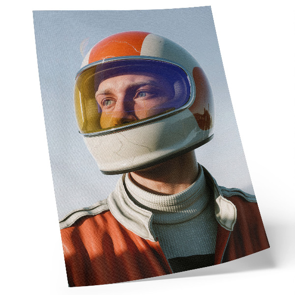 Poster na stenu Postava vo vesmírnej prilbe, futuristická atmosféra