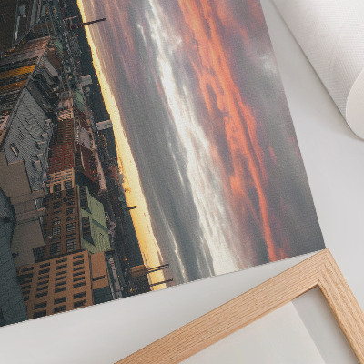 Retro plagát Západ slnka nad farbami panorámy mesta