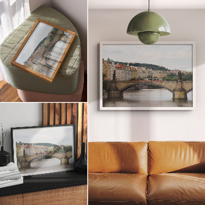 Plagát do izby Most cez rieku s električkou, obklopený klasickou architektúrou