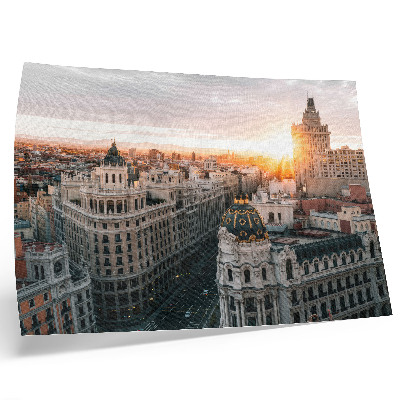 Poster Večerné mesto s majestátnou architektúrou