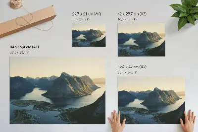 Plagát fjordy, hory, voda a západ slnka v harmónii prírody