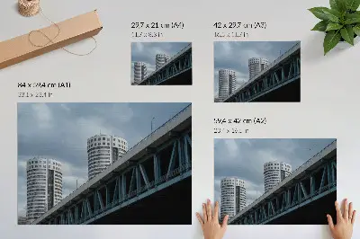 Plagát do izby most a mrakodrapy v štýle modernej symetrie a elegancie