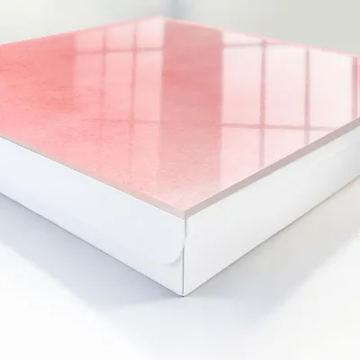 Skrinka na kľúče do bytu Ružové pozadie