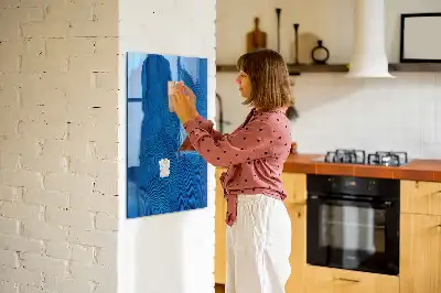 Magnetická popisovacia tabuľa v dizajne vtáčieho peria