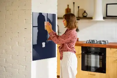 Magnetická tabuľa na kreslenie v tmavomodrej farbe