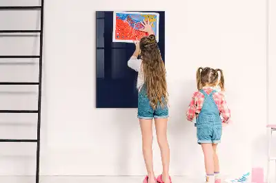 Magnetická tabuľa na kreslenie v tmavomodrej farbe