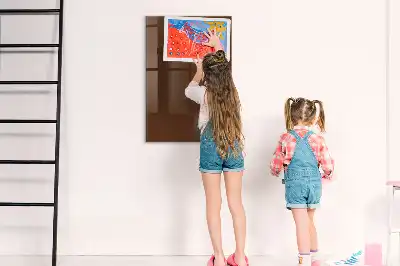 Magnetická popisovacia tabuľa v hnedej farbe