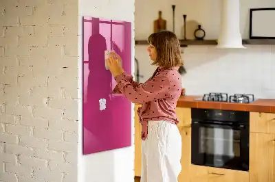 Magnetická popisovacia tabuľa v intenzívnej ružovej farbe