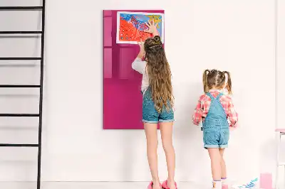 Magnetická popisovacia tabuľa v intenzívnej ružovej farbe