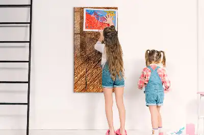 Magnetická popisovacia tabuľa vo vyhotovení v teplom odtieni dreva
