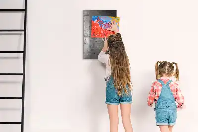 Magnetická tabuľa na kreslenie s motívom poškriabaného kovu