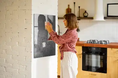 Magnetická tabuľa na kreslenie s motívom poškriabaného kovu