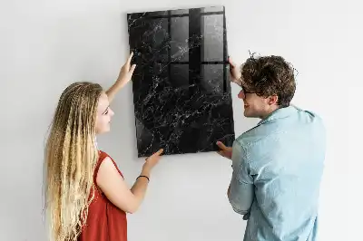 Magnetická popisovacia tabuľa v dizajne tmavého mramoru