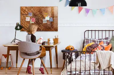 Magnetická popisovateľná tabuľa s dekoratívnym dreveným rámom