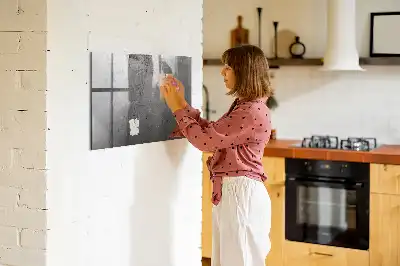 Magnetická popisovateľná tabuľa kovová