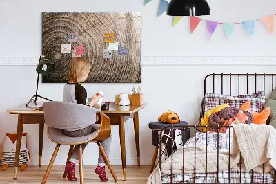 Magnetická popisovacia tabuľa v tvare kmeňa stromu